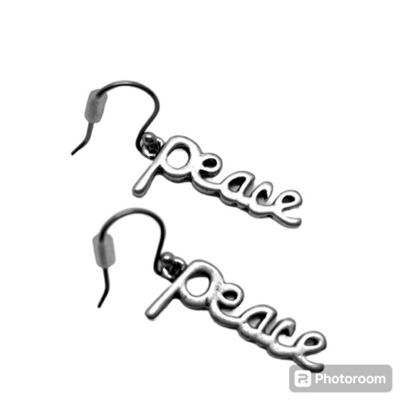 Silver Peace Earrings Retro Hippie Peace Spell Out Earrings Boho Dangle Earrings - Picture 6 of 7